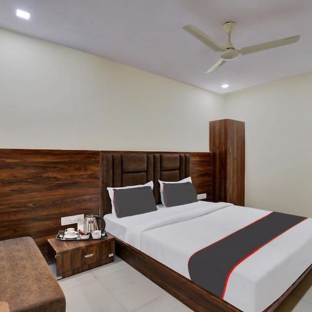 Hotel O Neelkamal Ahmedabad Extérieur photo